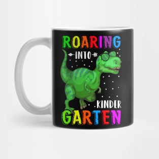 Roaring into kindergarten Mug